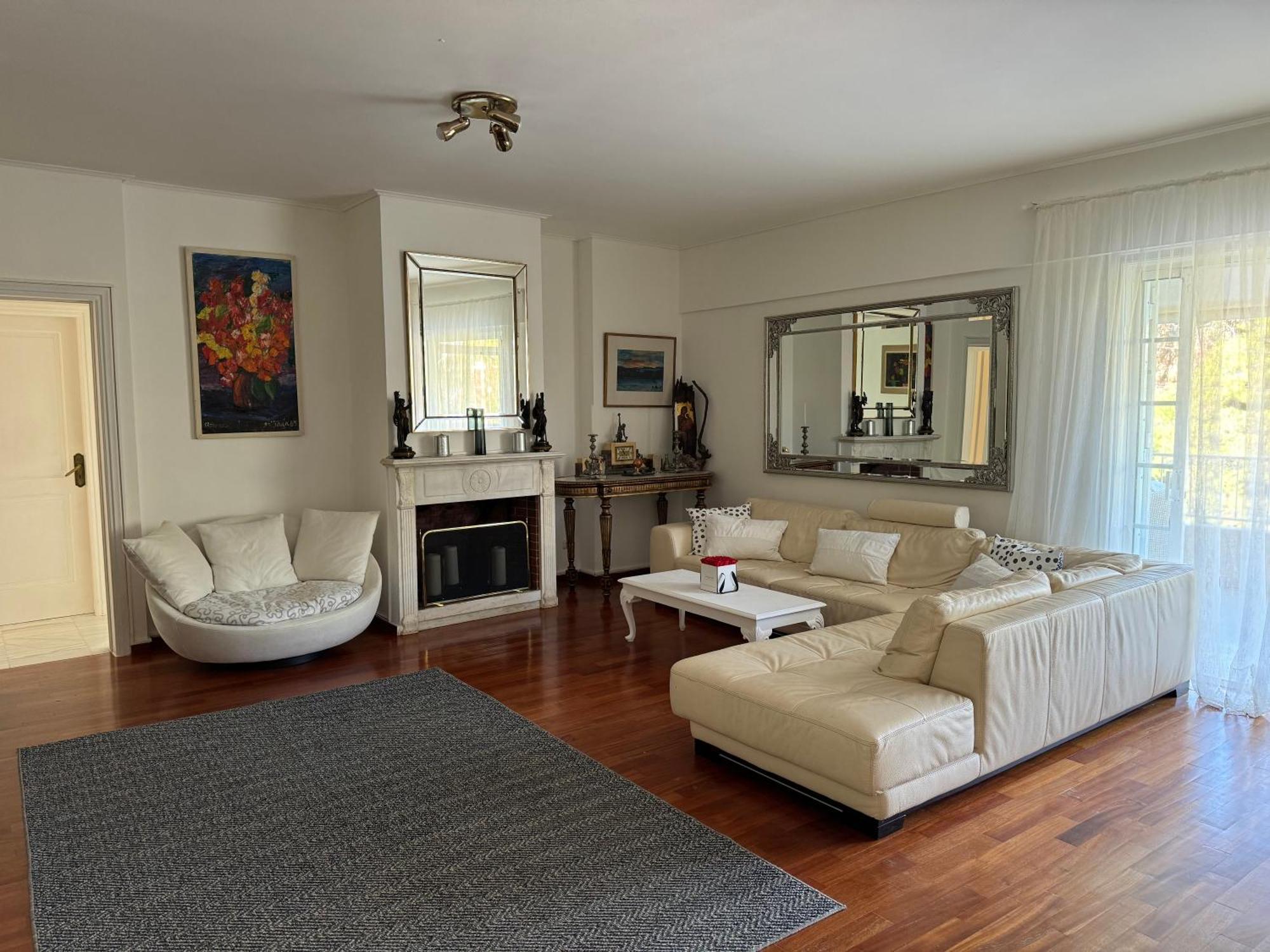 Ferienwohnung Vouliagmeni Seaside Escape Athen Exterior foto